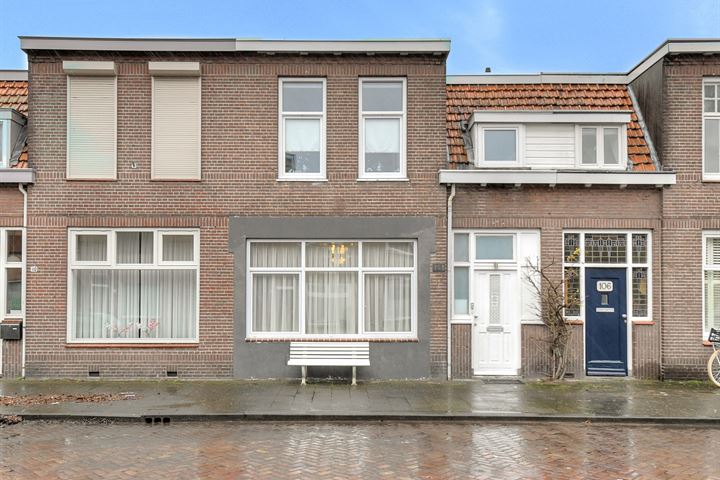 View photo 2 of Oranjeboomstraat 108