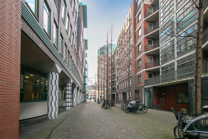 View photo 37 of Muzenstraat 40