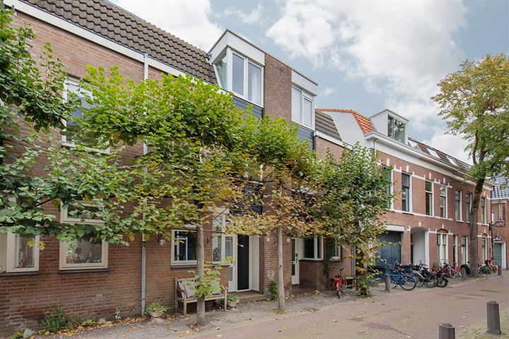 Bekijk foto 1 van Burretstraat 3