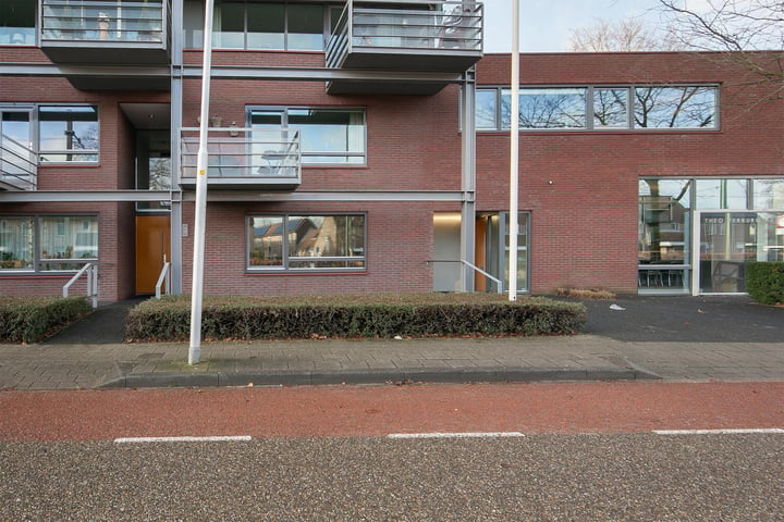 View photo 26 of Bettekamp 7-B