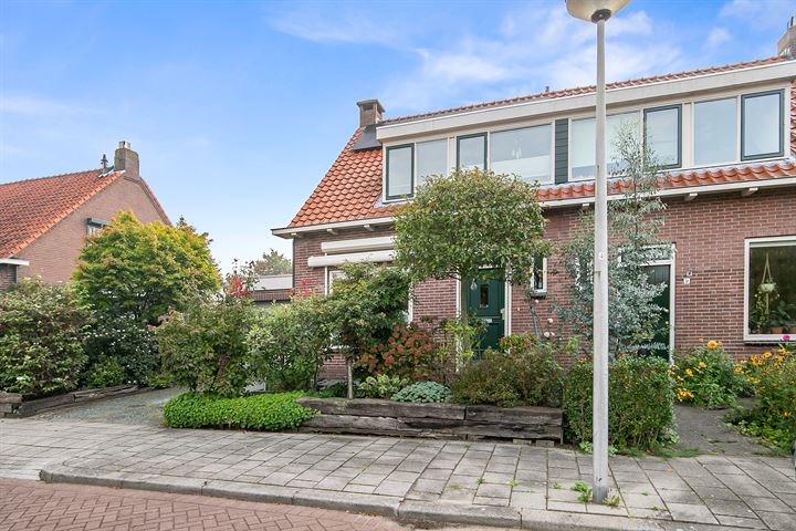 View photo 21 of C.A. Dekkerstraat 7