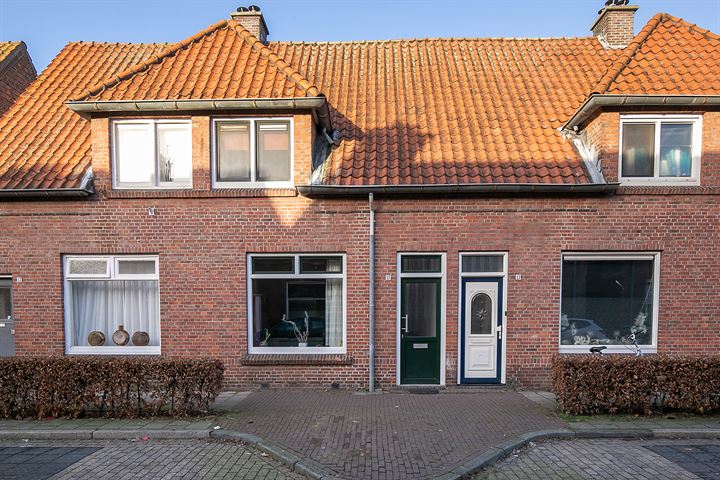 Bekijk foto 2 van Zwanebloemstraat 15