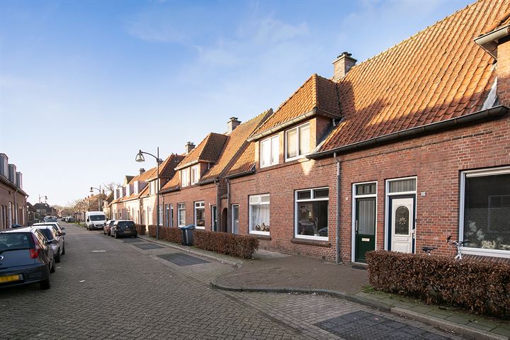 Bekijk foto 3 van Zwanebloemstraat 15