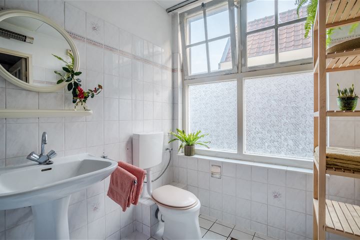 Bekijk foto 15 van Tulpstraat 52