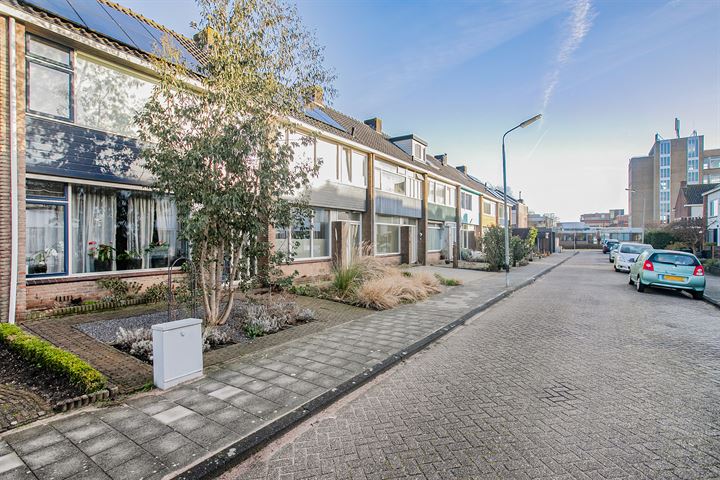 Bekijk foto 30 van Keurmeestersstraat 13