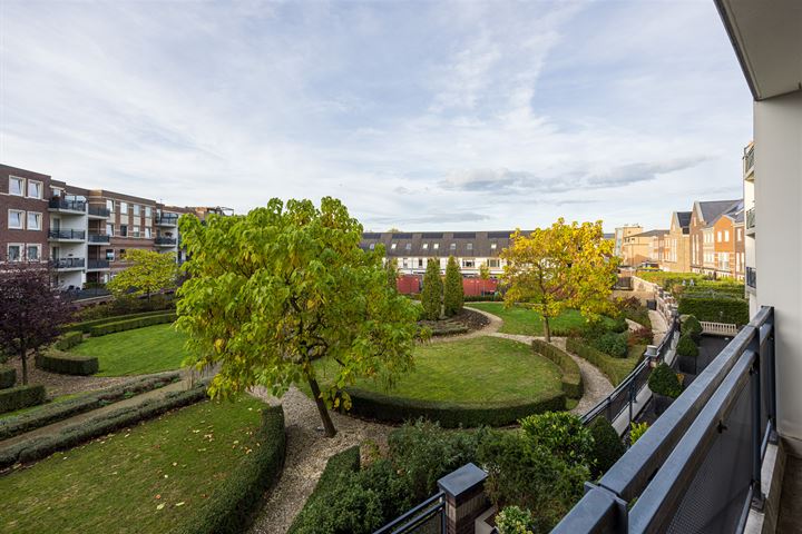 Bekijk foto 4 van Prins Hendrikstraat 212