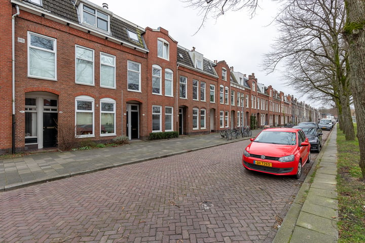 View photo 33 of Bankastraat 34