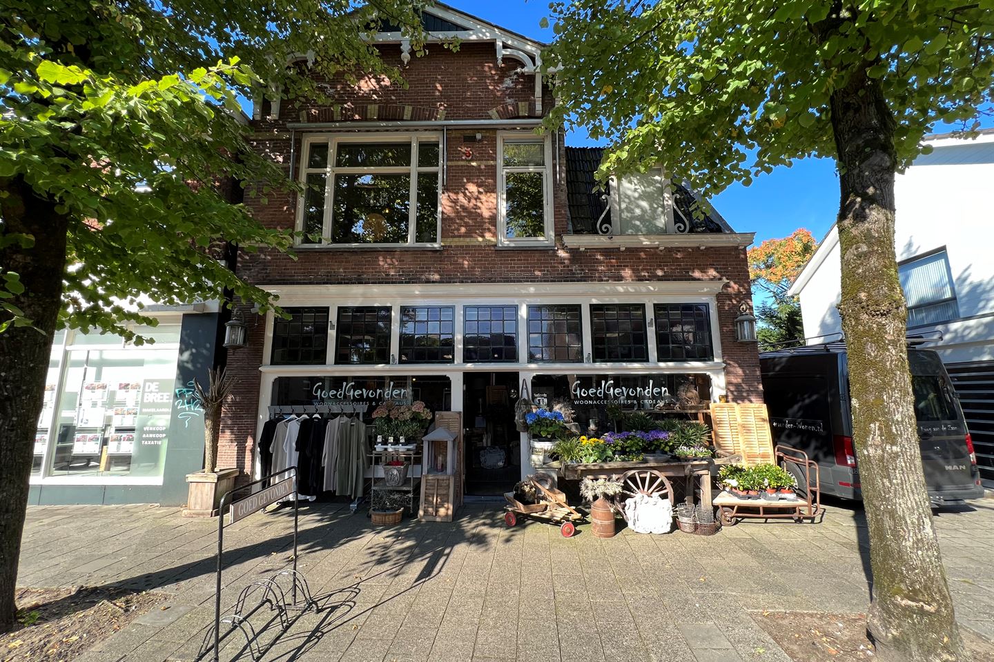 Bekijk foto 1 van Raadhuisstraat 19