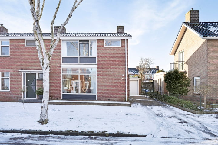 Bekijk foto 5 van Margrietstraat 6