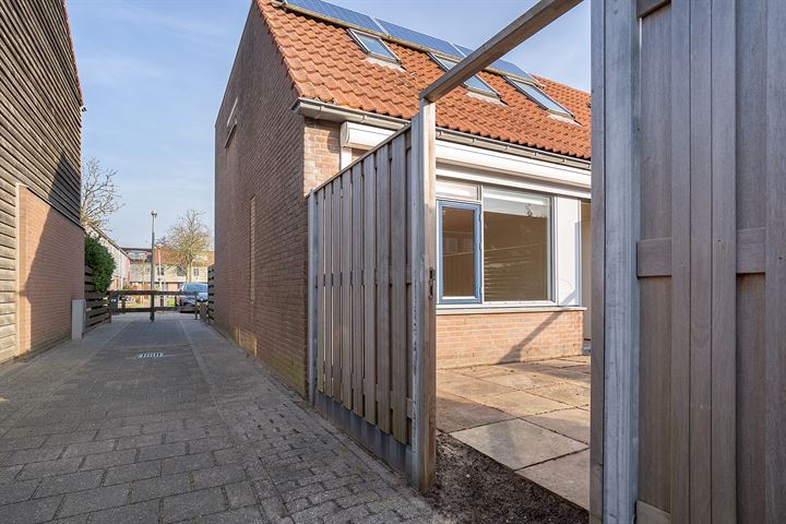 Bekijk foto 39 van Schoofstraat 96