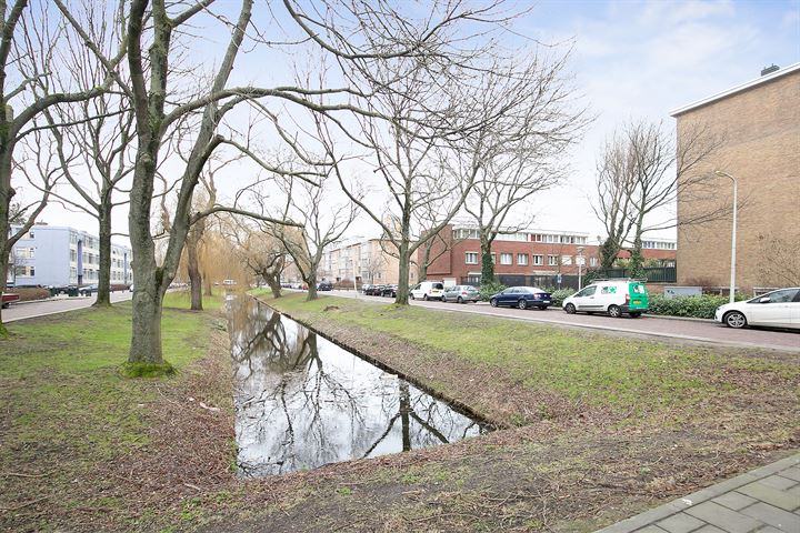 Bekijk foto 28 van Vriezenveenstraat 66