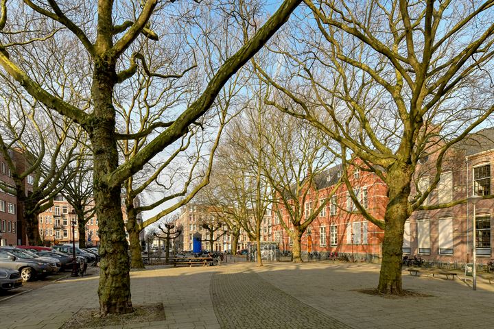 Bekijk foto 19 van Van Oldenbarneveldtstraat 11-2