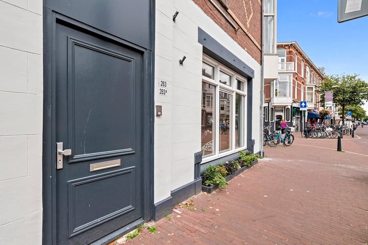 Bekijk foto 25 van Weimarstraat 263