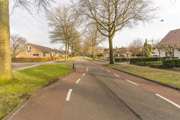 Bekijk foto 38 van Oosterlaan 25