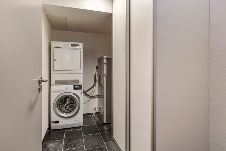 Photo 37 of Molenweg 12