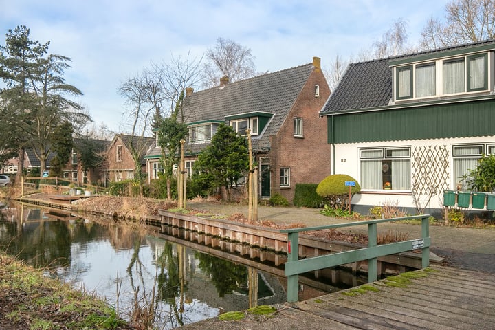 Bekijk foto 3 van Voorweg 84