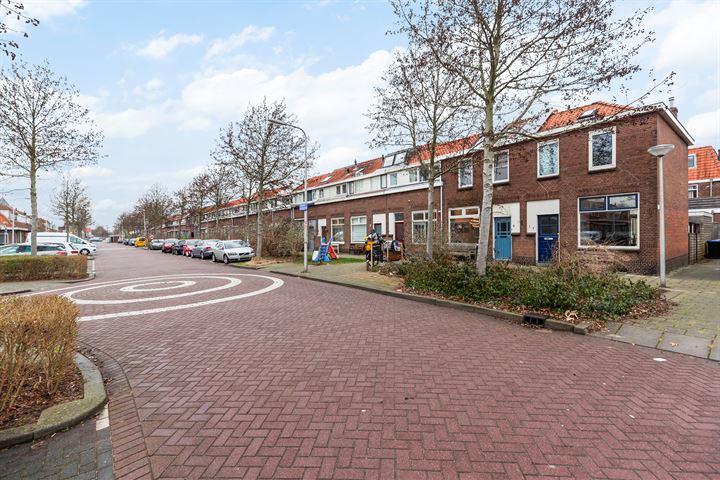 Bekijk foto 27 van Constantijn Huygensstraat 2