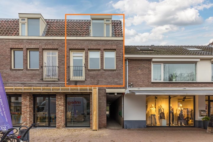 Bekijk foto 1 van Kapelstraat 68-A