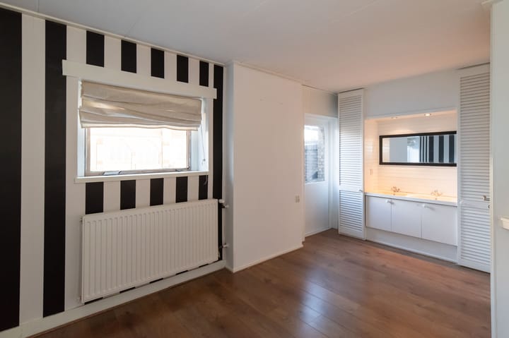 Foto 16 van Oldenzaalsestraat 219