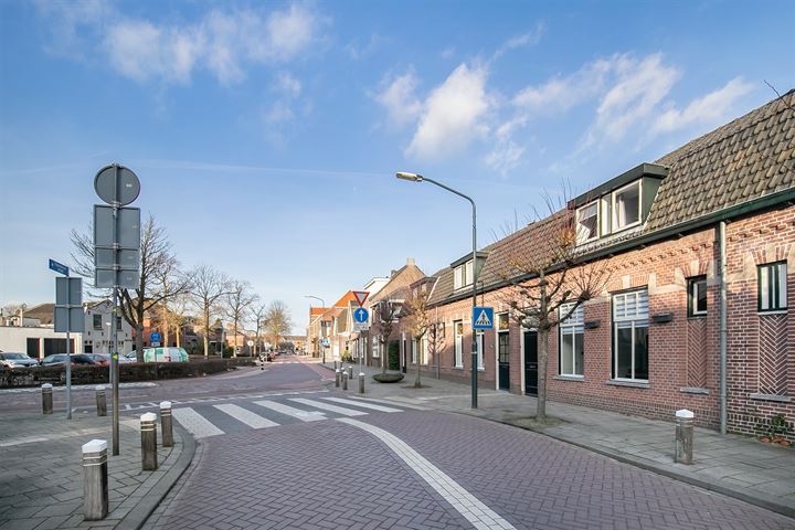 Bekijk foto 38 van Vlasmeersestraat 15