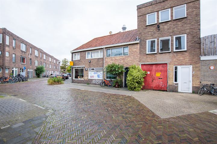 Bekijk foto 18 van Makassarstraat 1-BIS