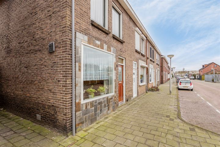 Bekijk foto 9 van Jacobastraat 5