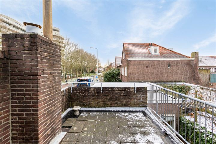 Bekijk foto 35 van Edenstraat 52