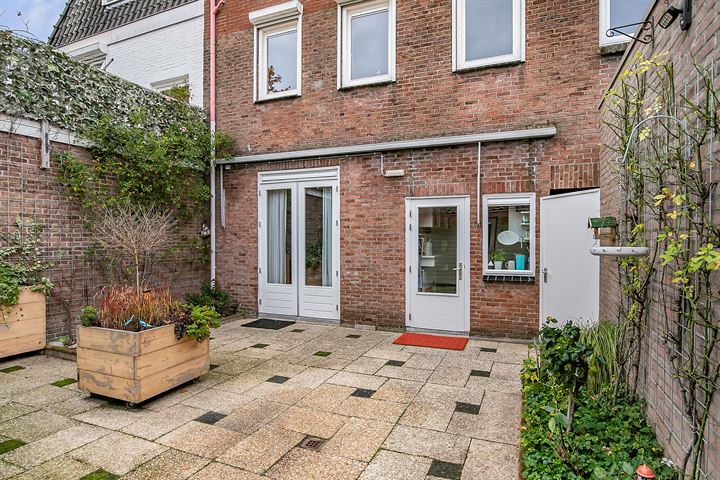 Bekijk foto 40 van Vincentiusstraat 37