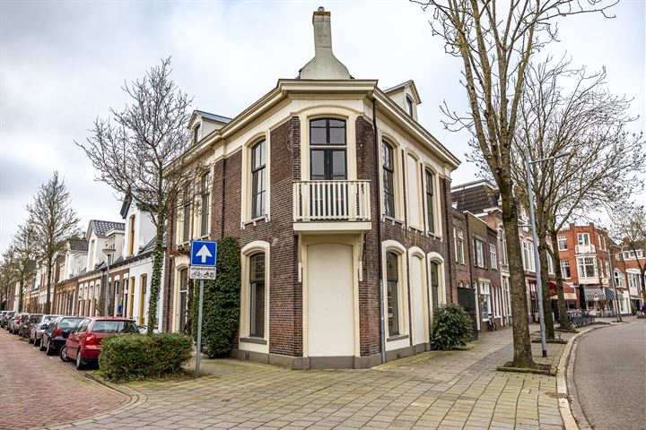 View photo 1 of Frederikstraat 52