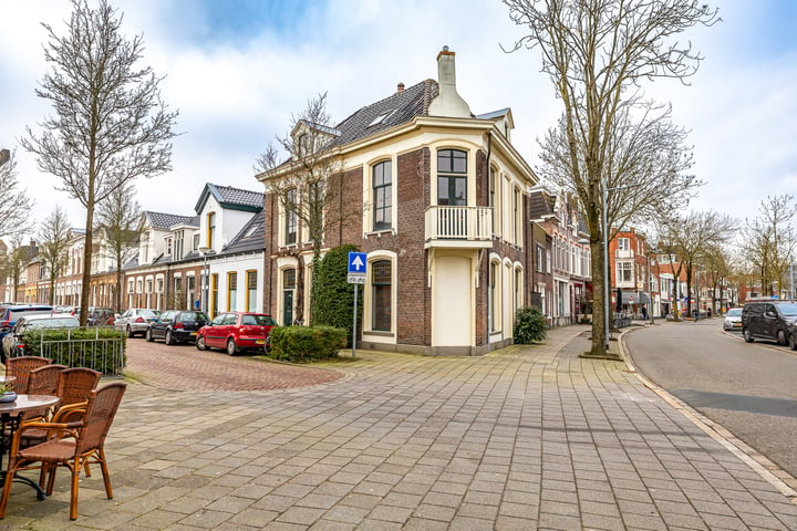 Bekijk foto 6 van Frederikstraat 52