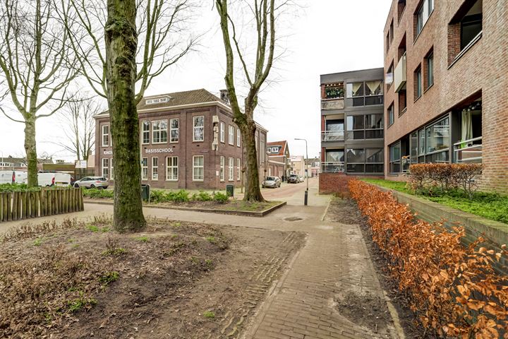 Bekijk foto 28 van Sint Willebrordstraat 27