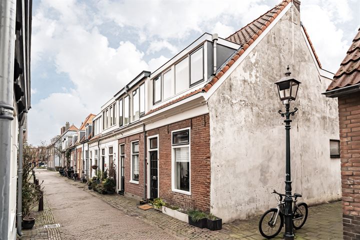 Bekijk foto 2 van Leliestraat 20