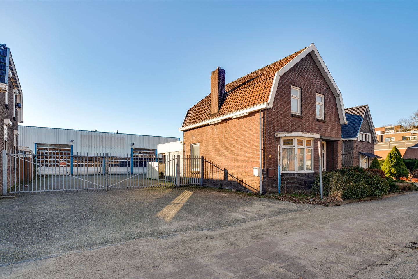 Huis Verkocht: Roermondseweg 62 - 62A 6004 AT Weert [funda]