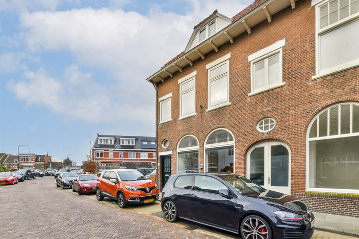 Bekijk foto 19 van Deutzstraat 8-A