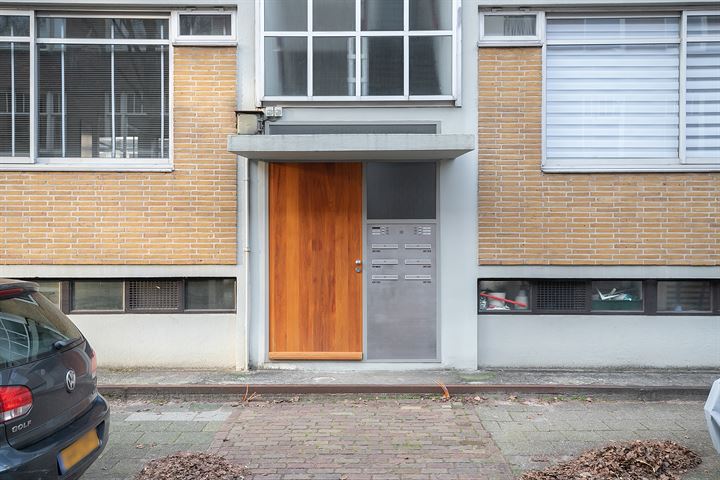 Bekijk foto 6 van Van der Horststraat 9-B