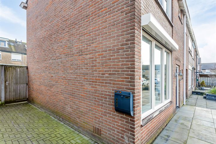 Bekijk foto 10 van Admiraal Byrdstraat 15