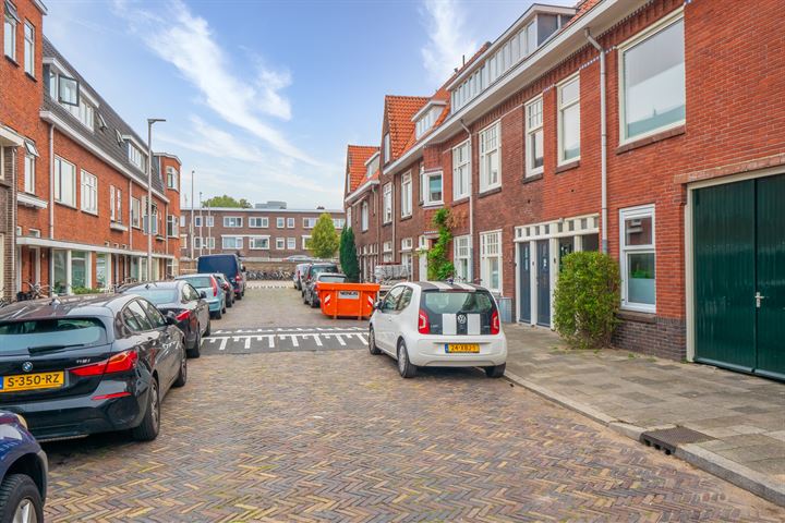 View photo 19 of Merwedestraat 12-1