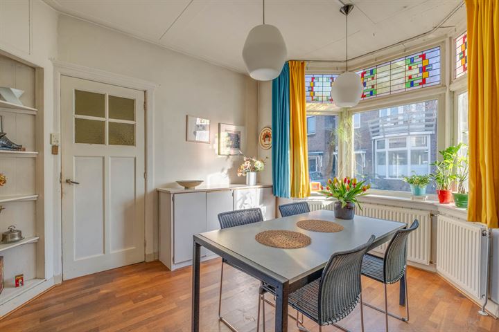 Bekijk foto 3 van Prins Hendrikstraat 130