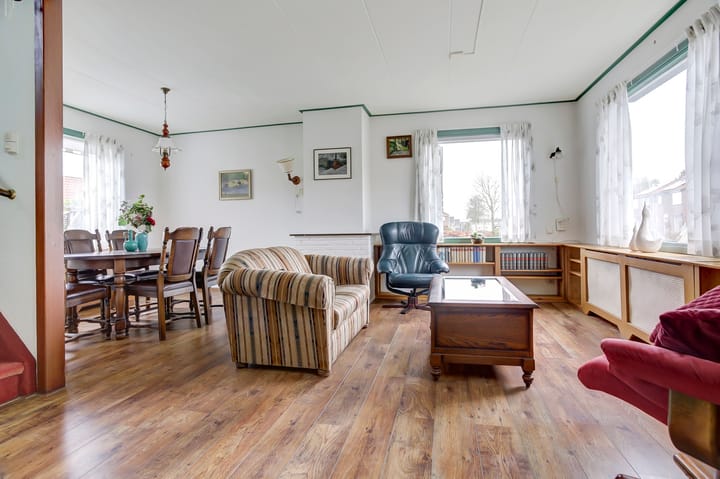 Photo 12 of Esdoornstraat 22