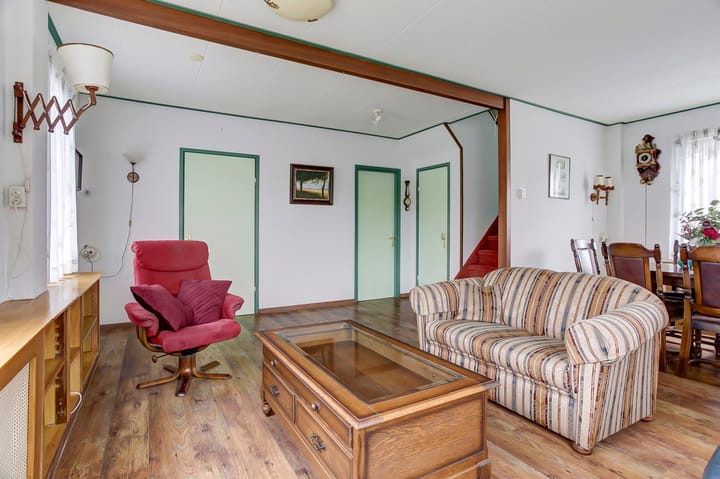 Photo 11 of Esdoornstraat 22