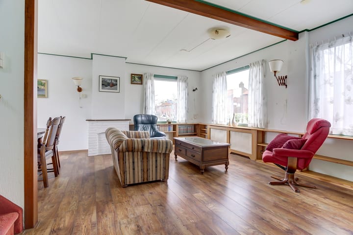 Photo 17 of Esdoornstraat 22