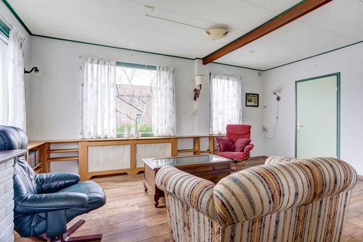 Photo 16 of Esdoornstraat 22