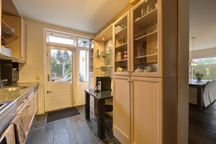 Photo 10 of Hulstlaan 12