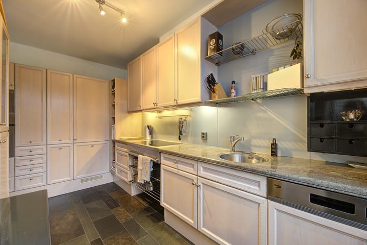 Photo 9 of Hulstlaan 12