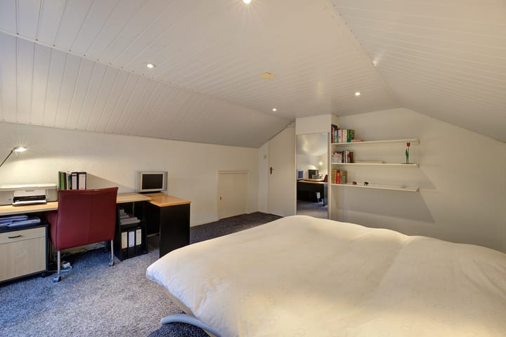 Photo 21 of Hulstlaan 12