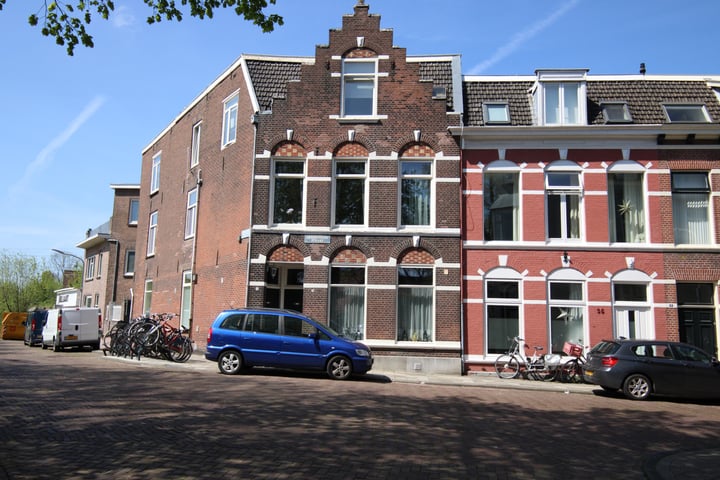 View photo 1 of Duvenvoordestraat 34-C