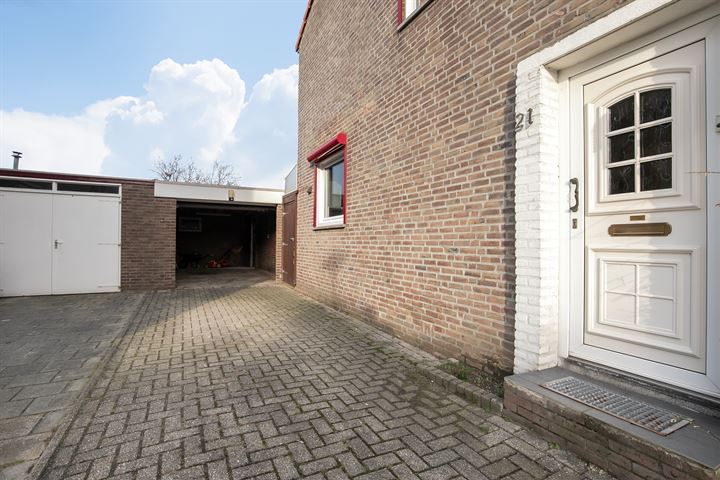 Bekijk foto 37 van Tiendstraat 21