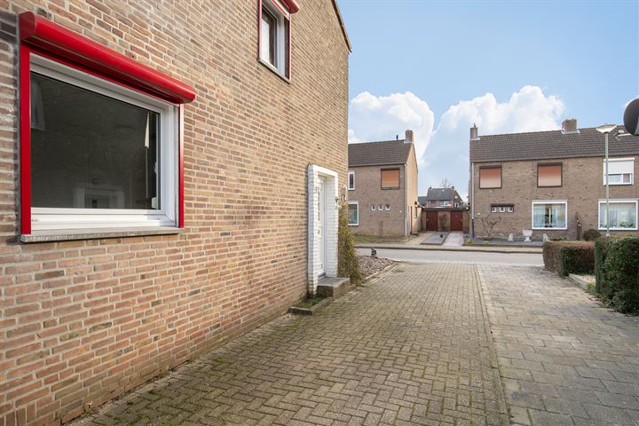 Bekijk foto 38 van Tiendstraat 21