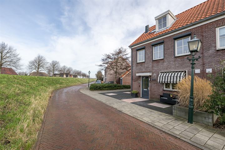 View photo 4 of Hoofddijk 4-B