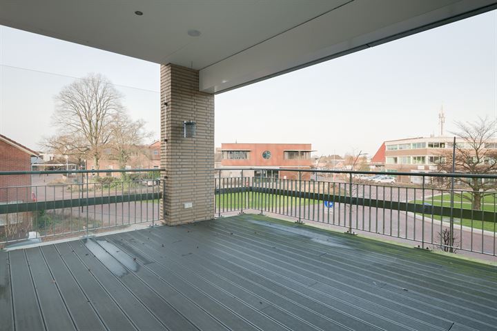 View photo 17 of Schoolstraat 38